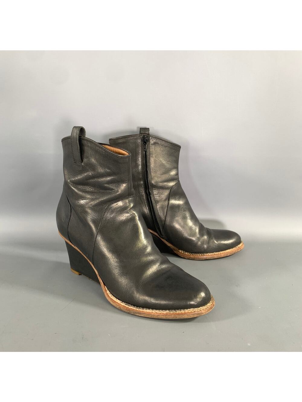 MAISON MARTIN MARGIELA Size 10 Black Brown Leather Ankle Zips Boots